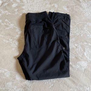 Lululemon pants - Size 2-4